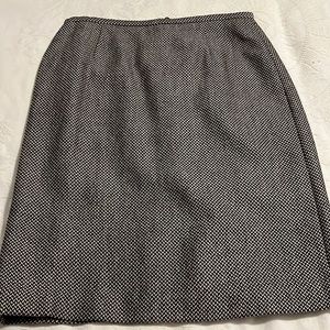 Ann Taylor brown and cream herringbone print wool skirt size 10